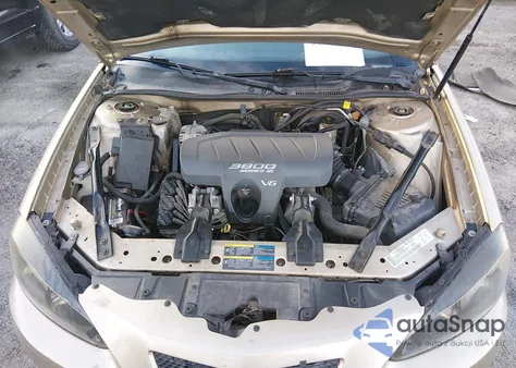 2005 Pontiac Grand Prix z USA, uszkodzony, nr VIN 2G2WP522051174913